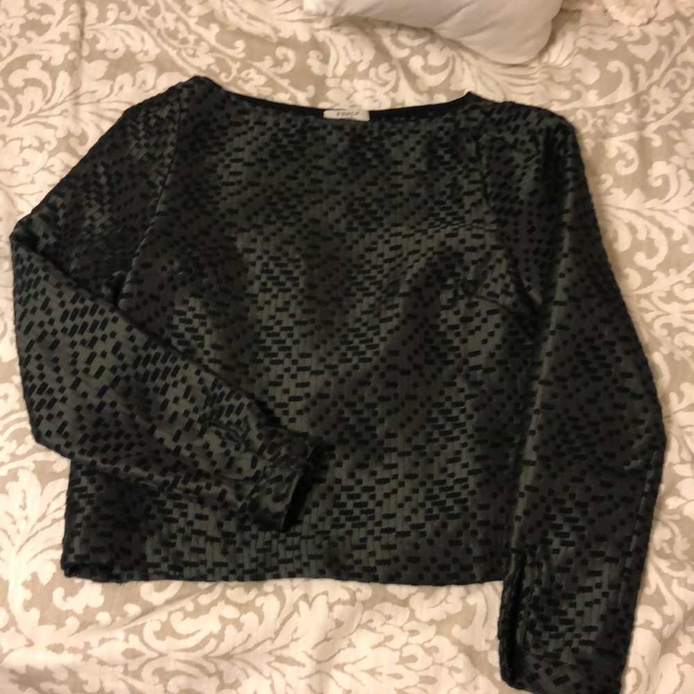 Cropped emerald blouse